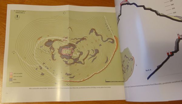 Oltářík. Hrad Jakoubka z Vřesovic